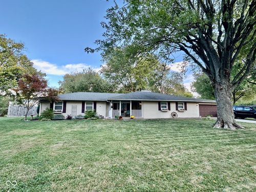 5 Roselawn Ave, Brownsburg, IN, 46112-1925 | Card Image