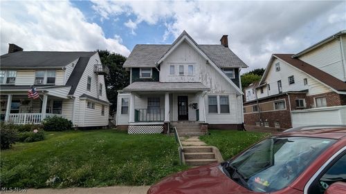 1411 Yale Ave Nw, Canton, OH, 44703-1765 | Card Image