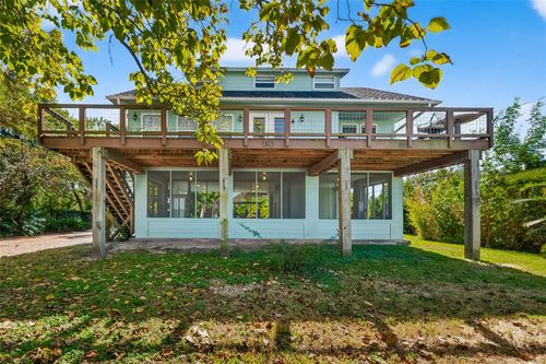 180 Grove Rd, Kemah, TX, 77565-2652 | Card Image