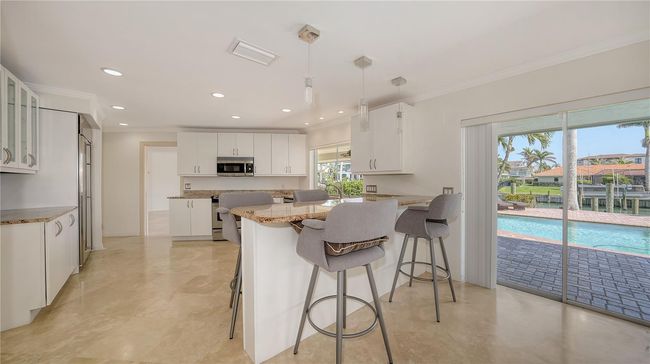 642 S Owl Dr, House other with 3 bedrooms, 2 bathrooms and null parking in SARASOTA FL | Image 16