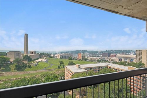 apt-1702-03-2510 Grand Blvd, Kansas City, MO, 64108-2632 | Card Image