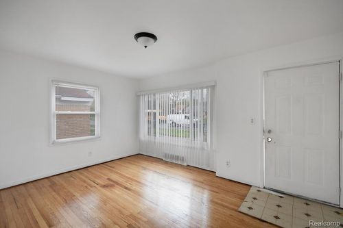 20720 Moross Rd, Detroit, MI, 48224-1290 | Card Image
