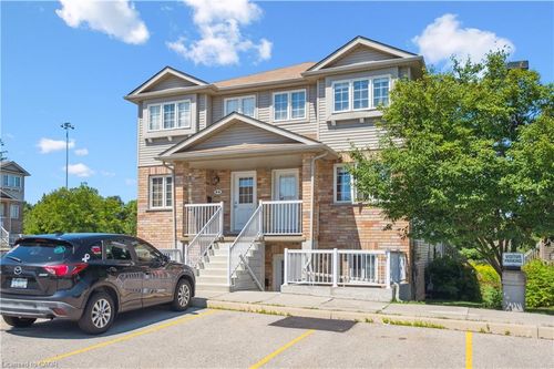 9d-50 Howe Dr, Kitchener, ON, N2E0A3 | Card Image
