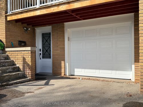 basement-104 Mentor Blvd, North York, ON, M2H2N1 | Card Image