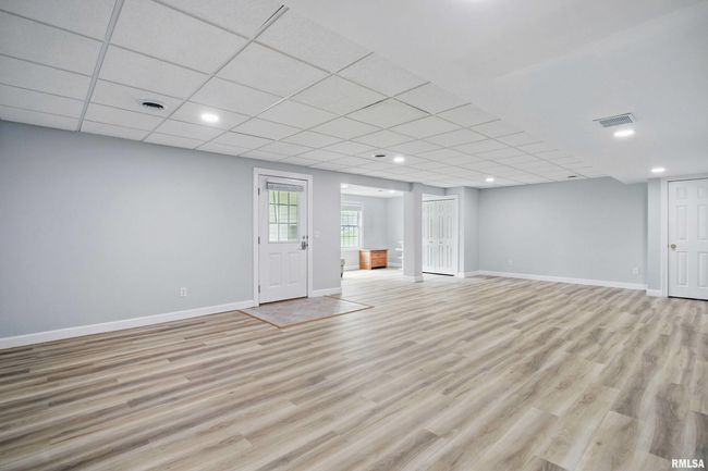 2139 Cromwell Cir, House other with 5 bedrooms, 5 bathrooms and null parking in Davenport IA | Image 28
