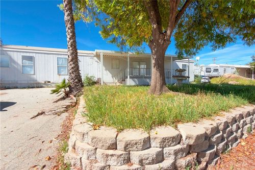 18420 Decker Rd, Perris, CA, 92570-9750 | Card Image