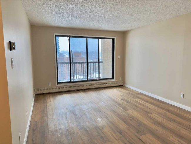 1008 - 924 14 Avenue Sw, Home with 2 bedrooms, 1 bathrooms and 1 parking in Calgary AB | Image 11