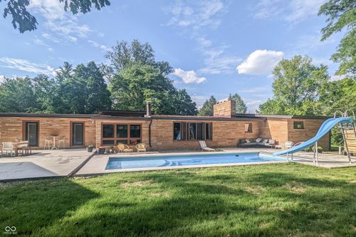 111 Mcclellan Rd, Greenfield, IN, 46140-1226 | Card Image