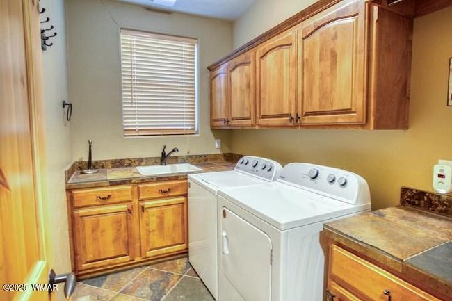 Laundry Room | Image 29