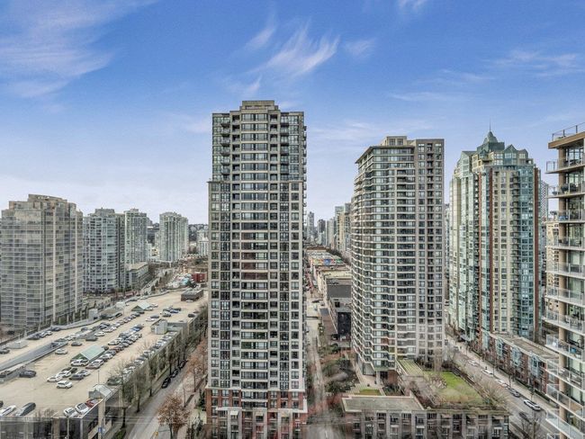 2303 - 867 Hamilton Street, Condo with 2 bedrooms, 2 bathrooms and 1 parking in Vancouver BC | Image 27
