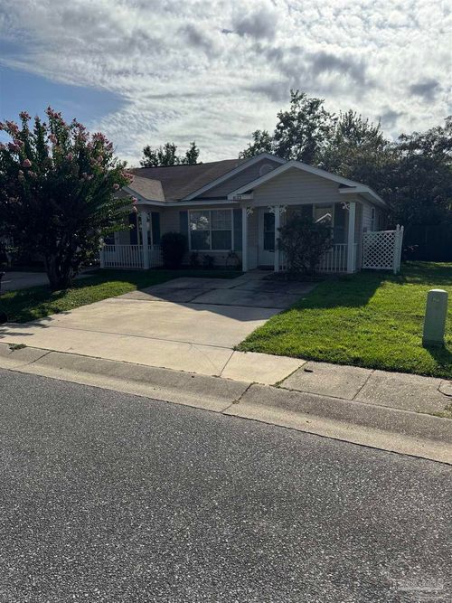 8122 Heirloom Dr, Pensacola, FL, 32514-3997 | Card Image