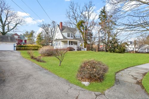 8 The Serpentine, New Rochelle, NY, 10801-3514 | Card Image