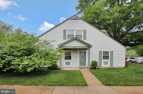 8613 Binghampton Pl, UPPER MARLBORO, MD, 20772-5121 | Card Image