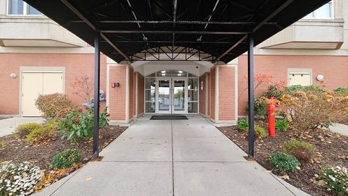 unit-707-1 Cityview Ln, Quincy, MA, 02169-4678 | Card Image