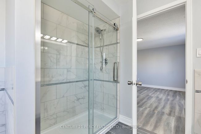1152 Ashcroft Crt, House other with 4 bedrooms, 3 bathrooms and 4 parking in Oshawa ON | Image 28