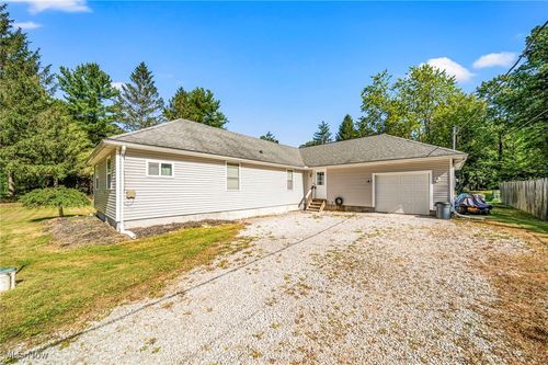 3405 Penobscot St, Rock Creek, OH, 44084-9655 | Card Image