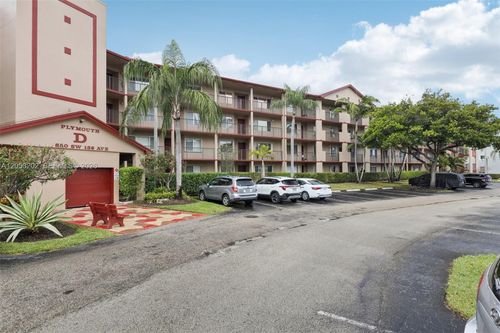 208d-850 Sw 138th Ave, Pembroke Pines, FL, 33027-6952 | Card Image
