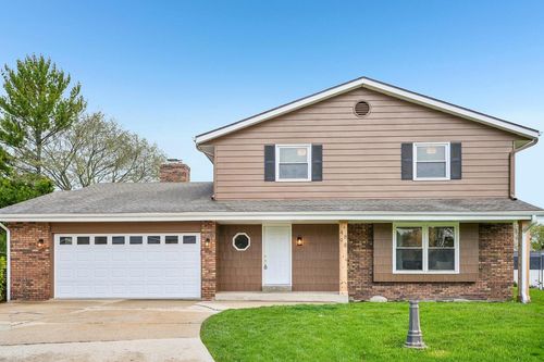 4898 W Abbott Avenue, Greenfield, WI, 53220 | Card Image