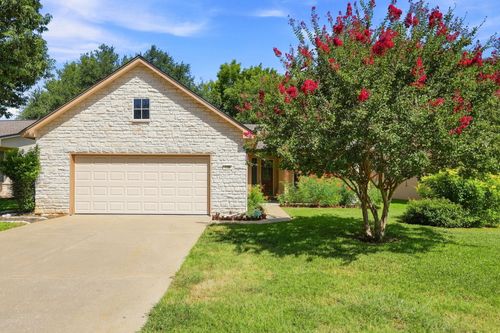 118 Bass St, Georgetown, TX, 78633-4765 | Card Image
