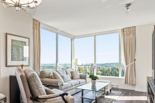 2401-3100 Windsor Gate, Coquitlam, BC, V3B0P3 | Card Image