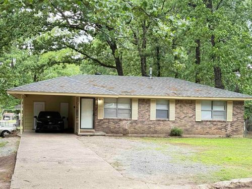 9 Southern Oaks Dr, Little Rock, AR, 72209-2244 | Card Image