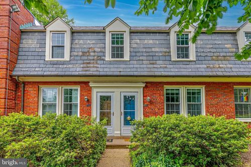 apt-675-2700 16th St S, ARLINGTON, VA, 22204-4948 | Card Image