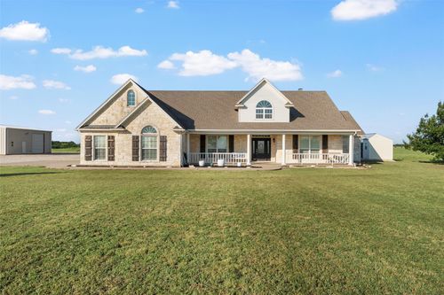 1397 Ole School Pkwy, Crawford, TX, 76638-3287 | Card Image