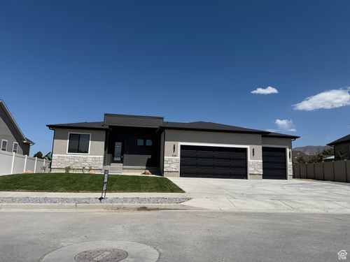 335 E Ventura Blvd, Stansbury Park, UT, 84074-9326 | Card Image