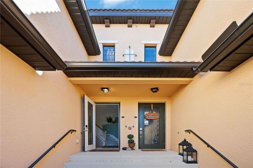 201-10817 Tarflower Dr, VENICE, FL, 34293-3951 | Card Image