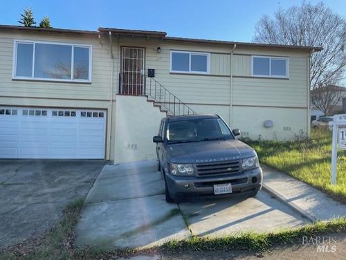 1115 Sereno Dr, Vallejo, CA, 94589-2511 | Card Image