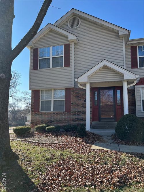 1706 N Wisteria Dr, Saint Charles, MO, 63303-3825 | Card Image