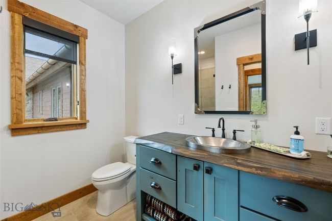 guest bath | Image 37