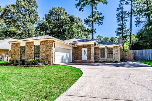 1810 Greentree Dr, Huntsville, TX, 77340 | Card Image