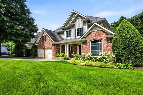 4066 Hill House Rd Sw, Smyrna, GA, 30082-3547 | Card Image
