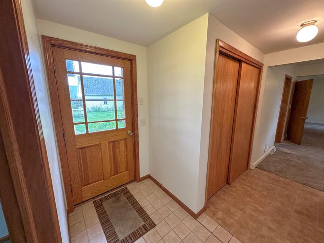 Boots- front entry.jpeg | Image 11