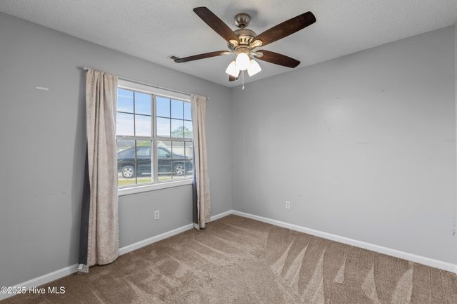 504 Mcfadyen Cir, House other with 3 bedrooms, 2 bathrooms and 2 parking in Hubert NC | Image 13