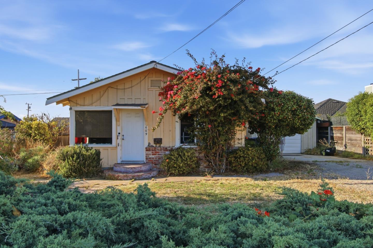 Residential in Seaside 4
