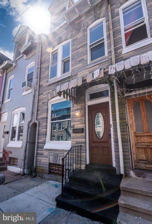 414 Rosenthal St, READING, PA, 19601-2712 | Card Image