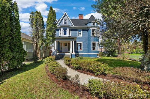 120 E 4th St, Aberdeen, WA, 98520-4004 | Card Image