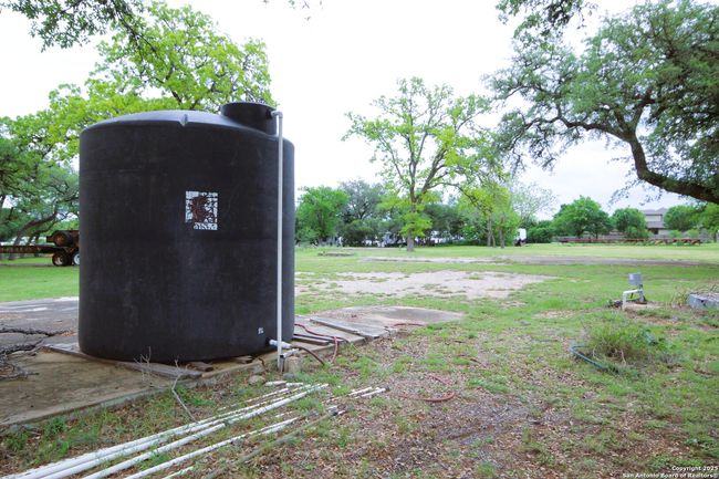 29397 Interstate 10 W, Home with 0 bedrooms, 0 bathrooms and null parking in Boerne TX | Image 9