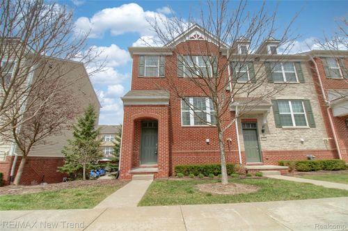 27876 Hopkins Dr, Novi, MI, 48377-2563 | Card Image