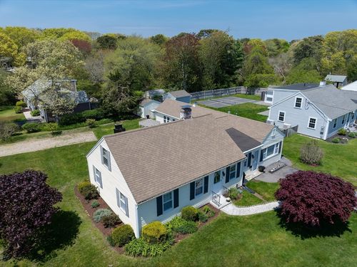 111 Lewis Rd, West Yarmouth, MA, 02673-4743 | Card Image