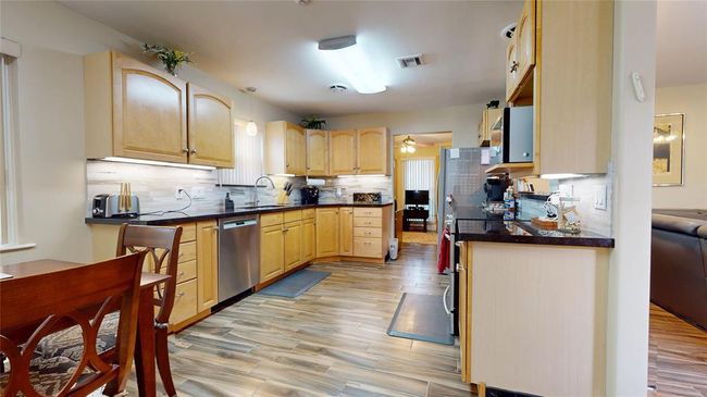 5535 Valkeith Dr, House other with 4 bedrooms, 2 bathrooms and 2 parking in Houston TX | Image 8