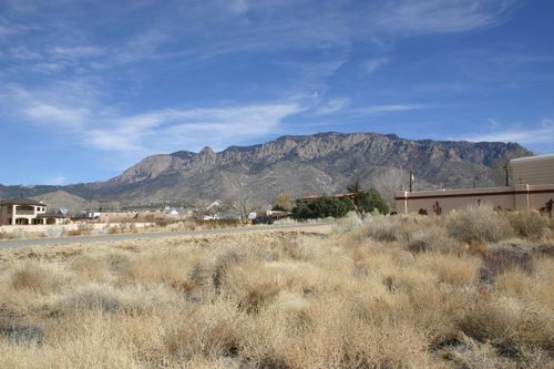 11250 Corona Ave Ne, Albuquerque, NM, 87122-3154 | Card Image