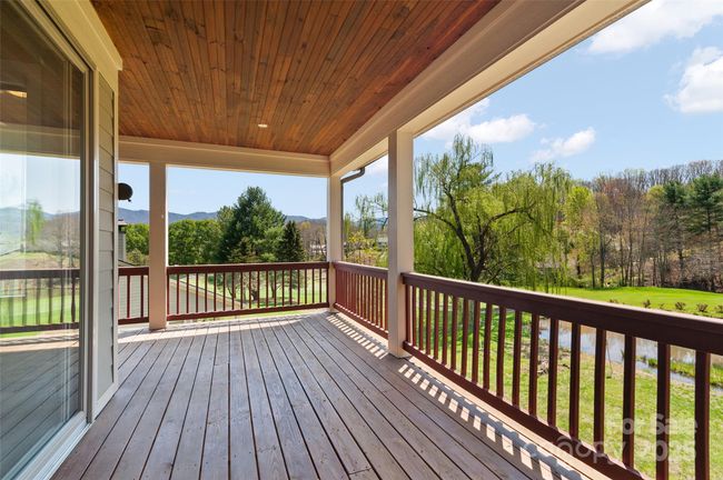 111 Augusta Cir, Townhouse with 3 bedrooms, 4 bathrooms and null parking in Waynesville NC | Image 27
