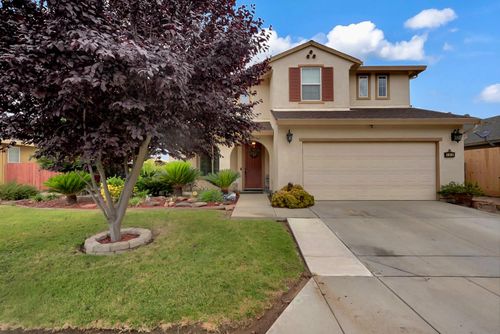 105 Pine St, Chowchilla, CA, 93610-2059 | Card Image