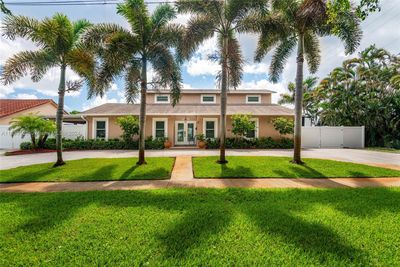 5010 Sw 90th Ave, House other with 4 bedrooms, 3 bathrooms and null parking in Cooper City FL | Image 2