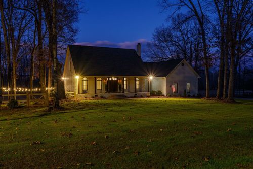 301 Walnut Creek Rd, Killen, AL, 35645-7558 | Card Image