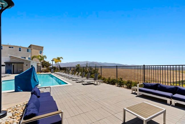 UNIT-4 - 1840 Mint Ter, Condo with 3 bedrooms, 4 bathrooms and 2 parking in Chula Vista CA | Image 39