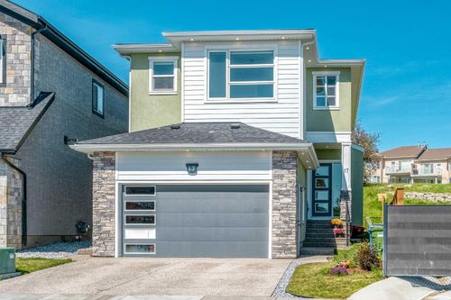 17 Hampstead Mews Nw, Calgary, AB, T3A2Z5 | Card Image